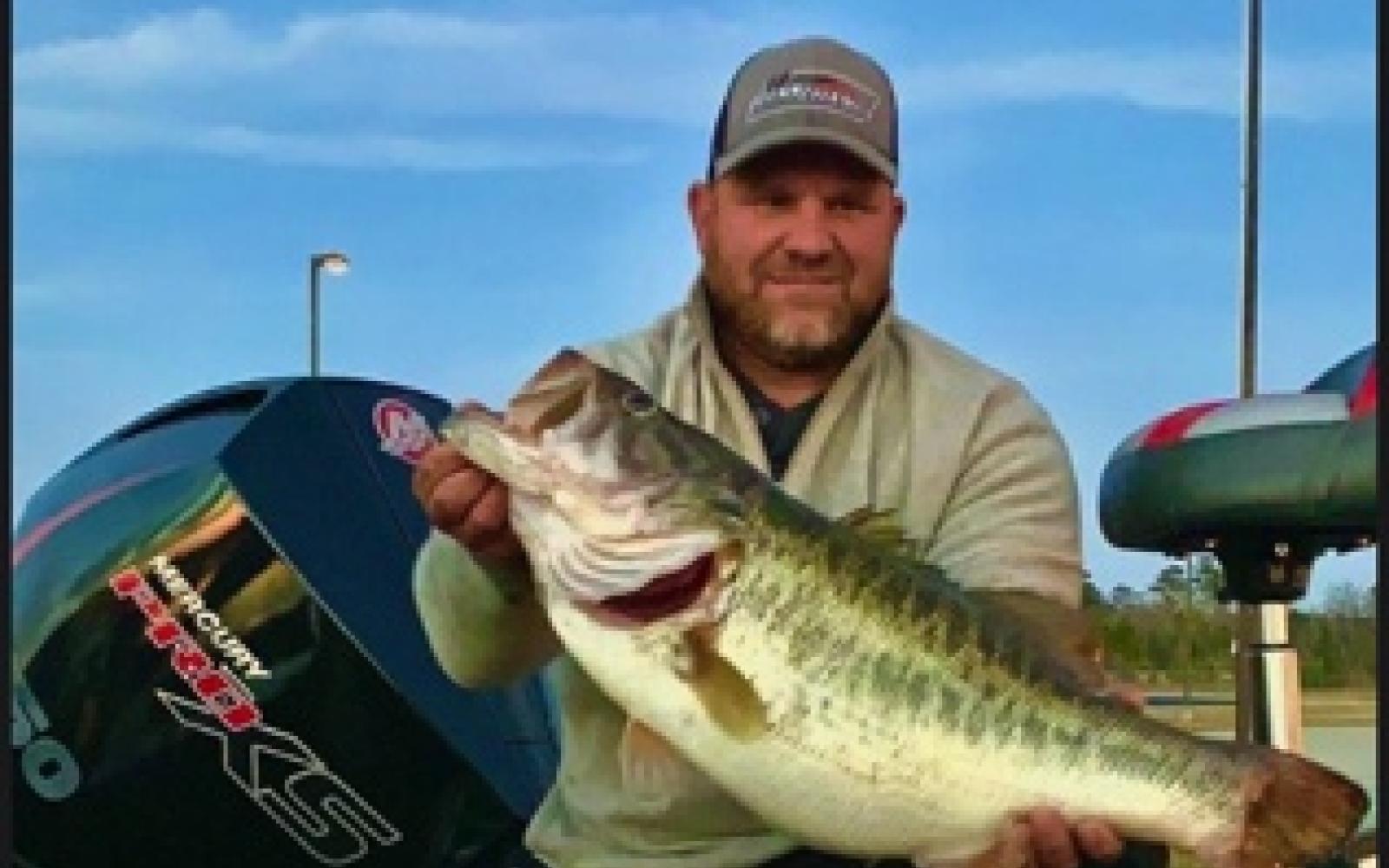 Travis Moore ShareLunker Bass 2021 (Contributed/TPWD)