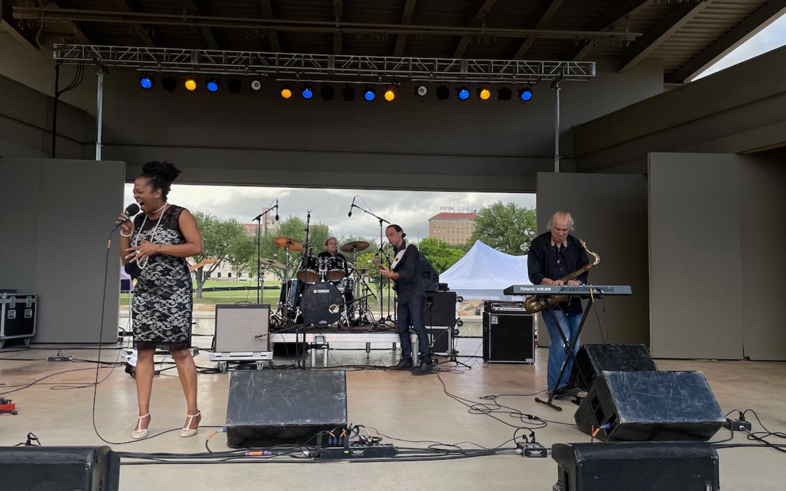 Rochelle and the Sidewinders