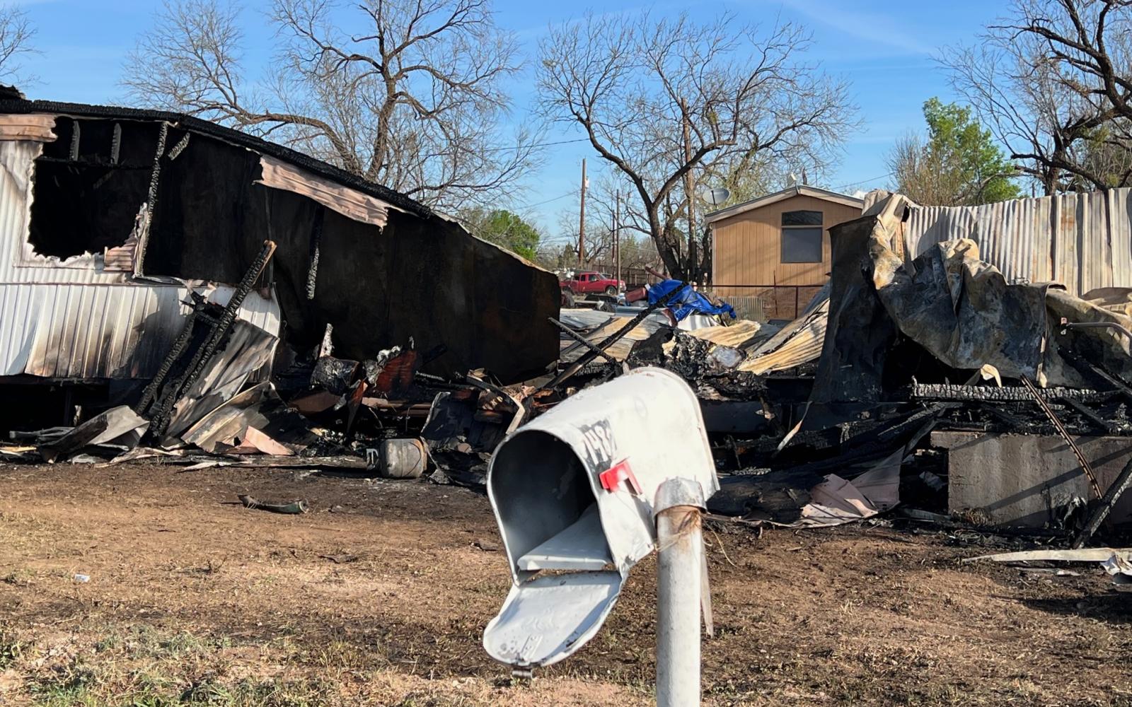 Raccoon Rd. Fire 4.1.23 (LIVE! Photo/Yantis Green)