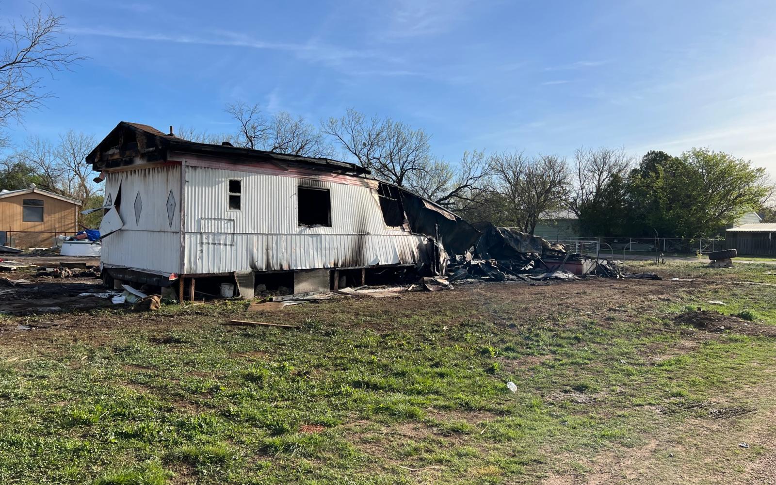 Raccoon Rd. Fire 4.1.23 (LIVE! Photo/Yantis Green)