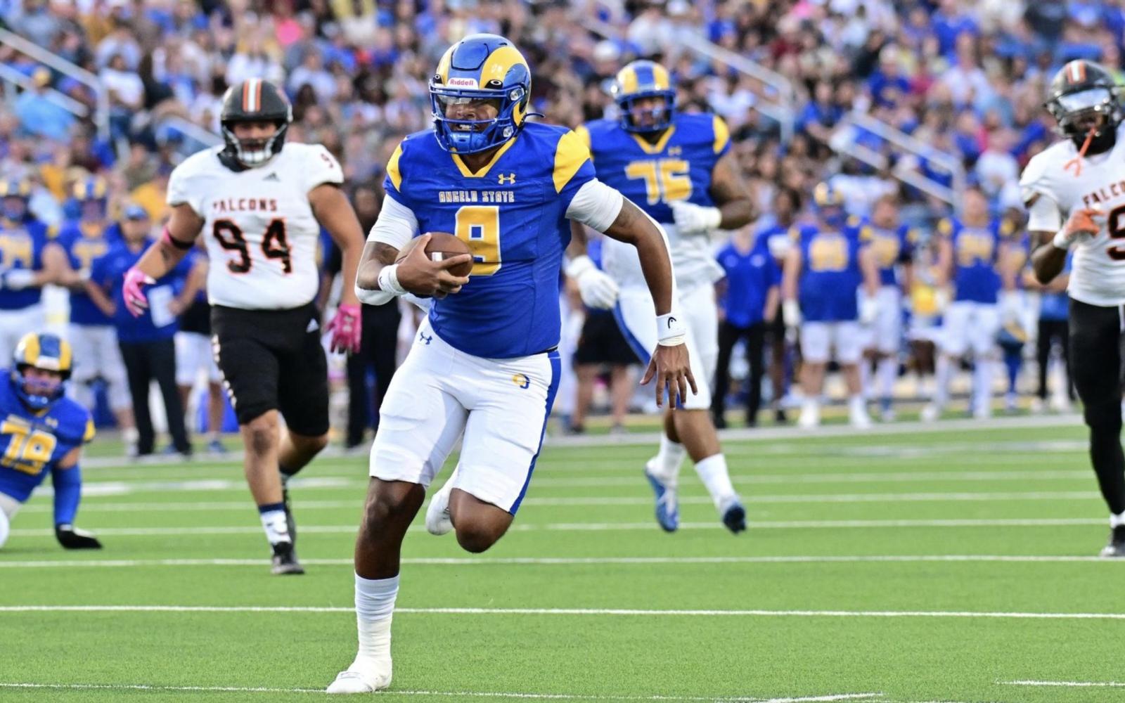 Angelo State Quarterback Gerald Gardner