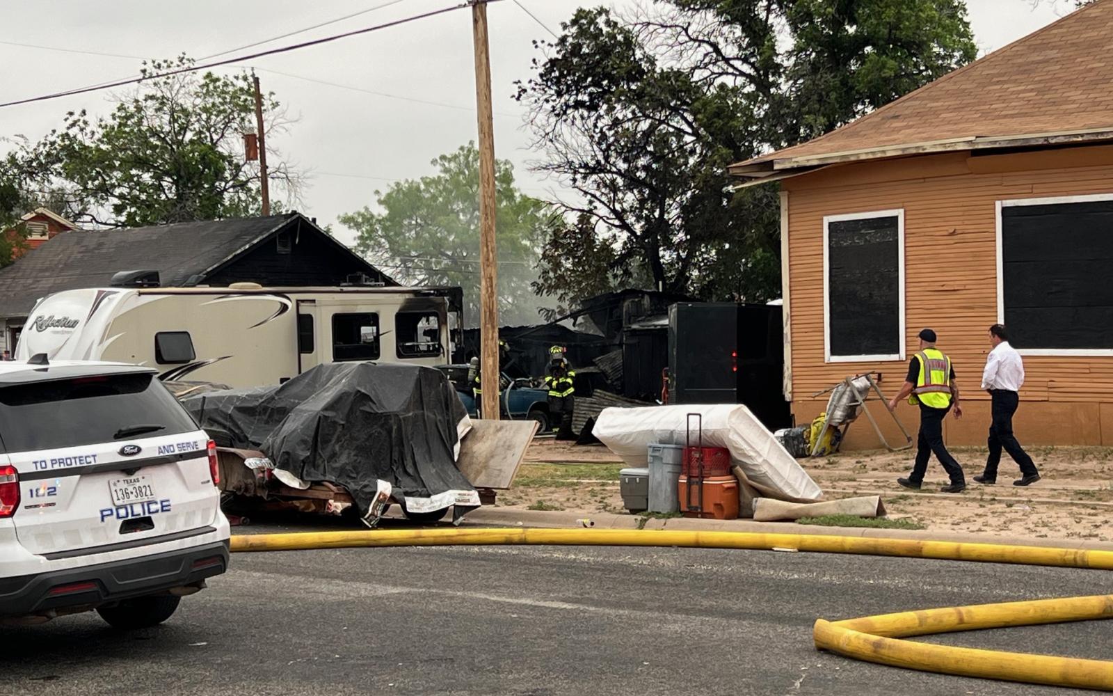 Porter St. Fire 5.1.24 (LIVE! PHOTO Yantis Green)