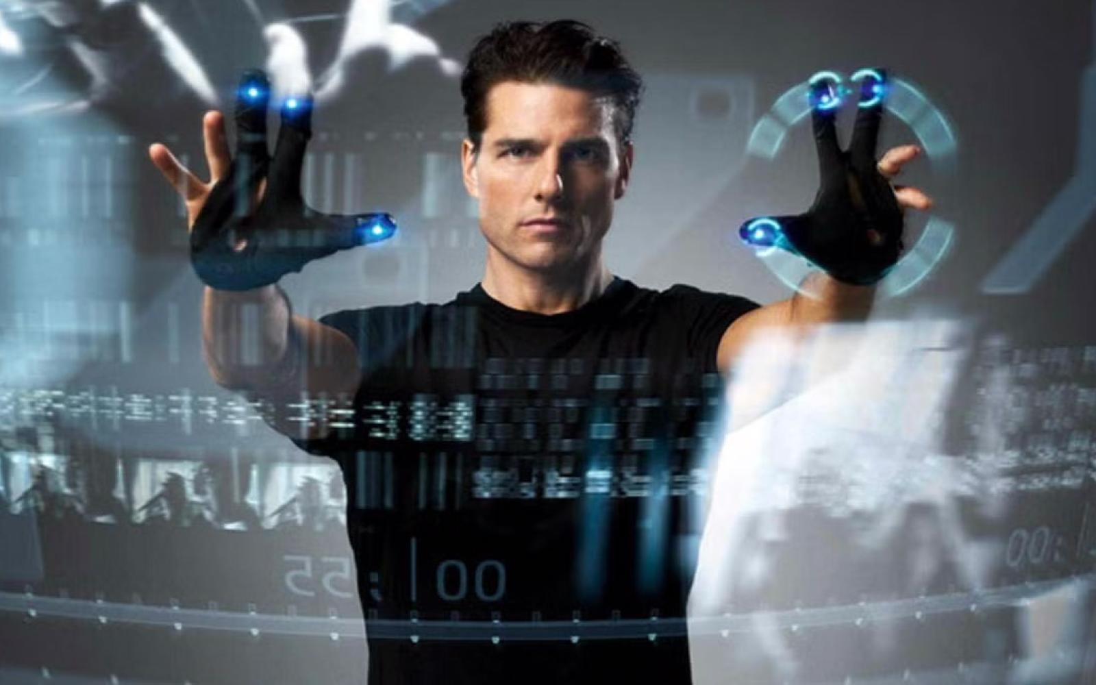 Tom Cruise in "Minority Report" the movie