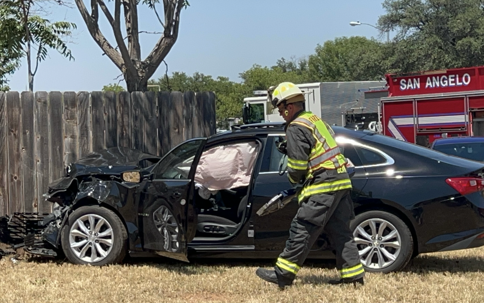 Crash at Southwest and Sunset Drive
