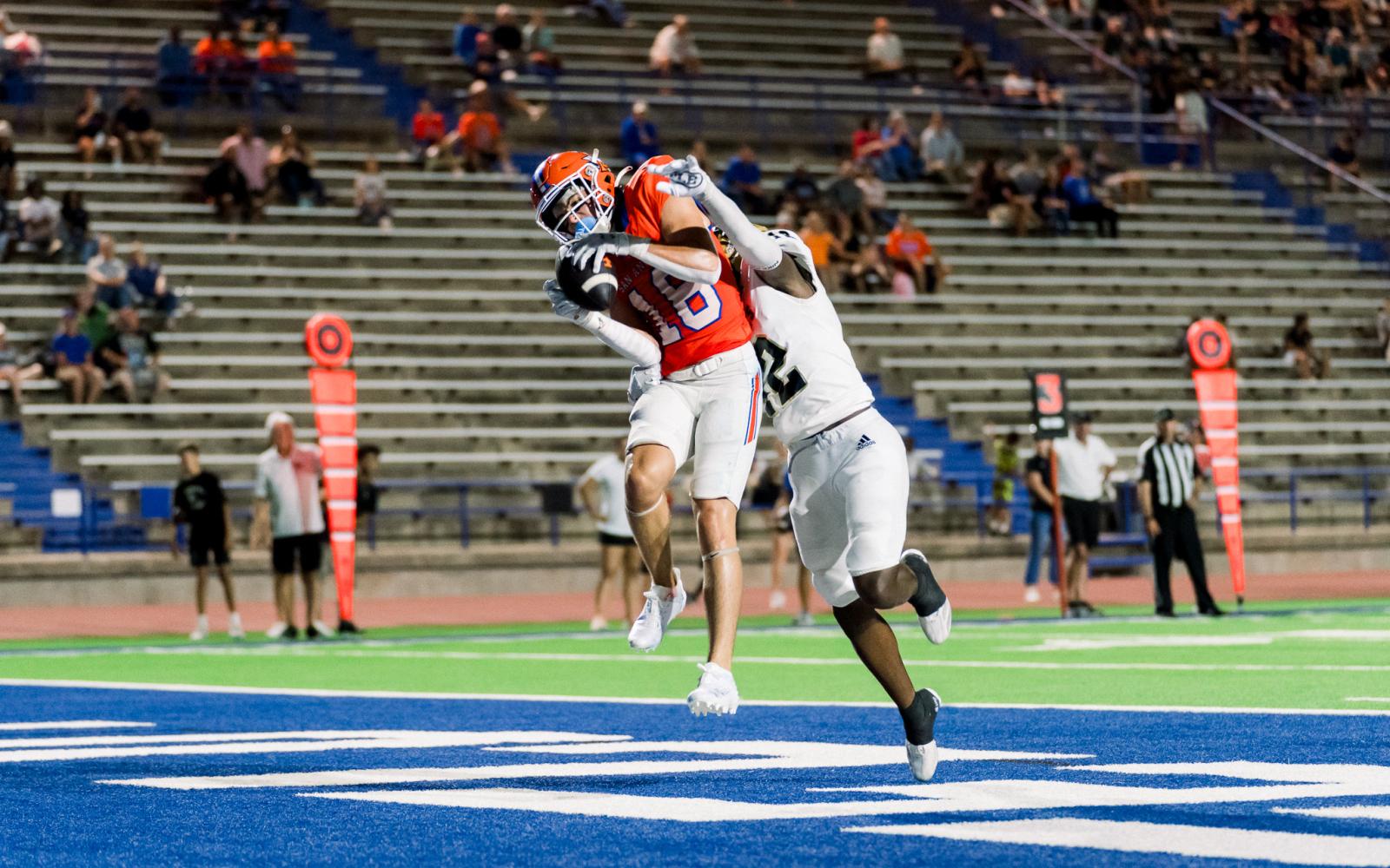 Central's Jimmy Edwards makes a difficult touchdown catch against Abilene High on Friday, Aug. 30, 2024, at San Angelo Stadium.
