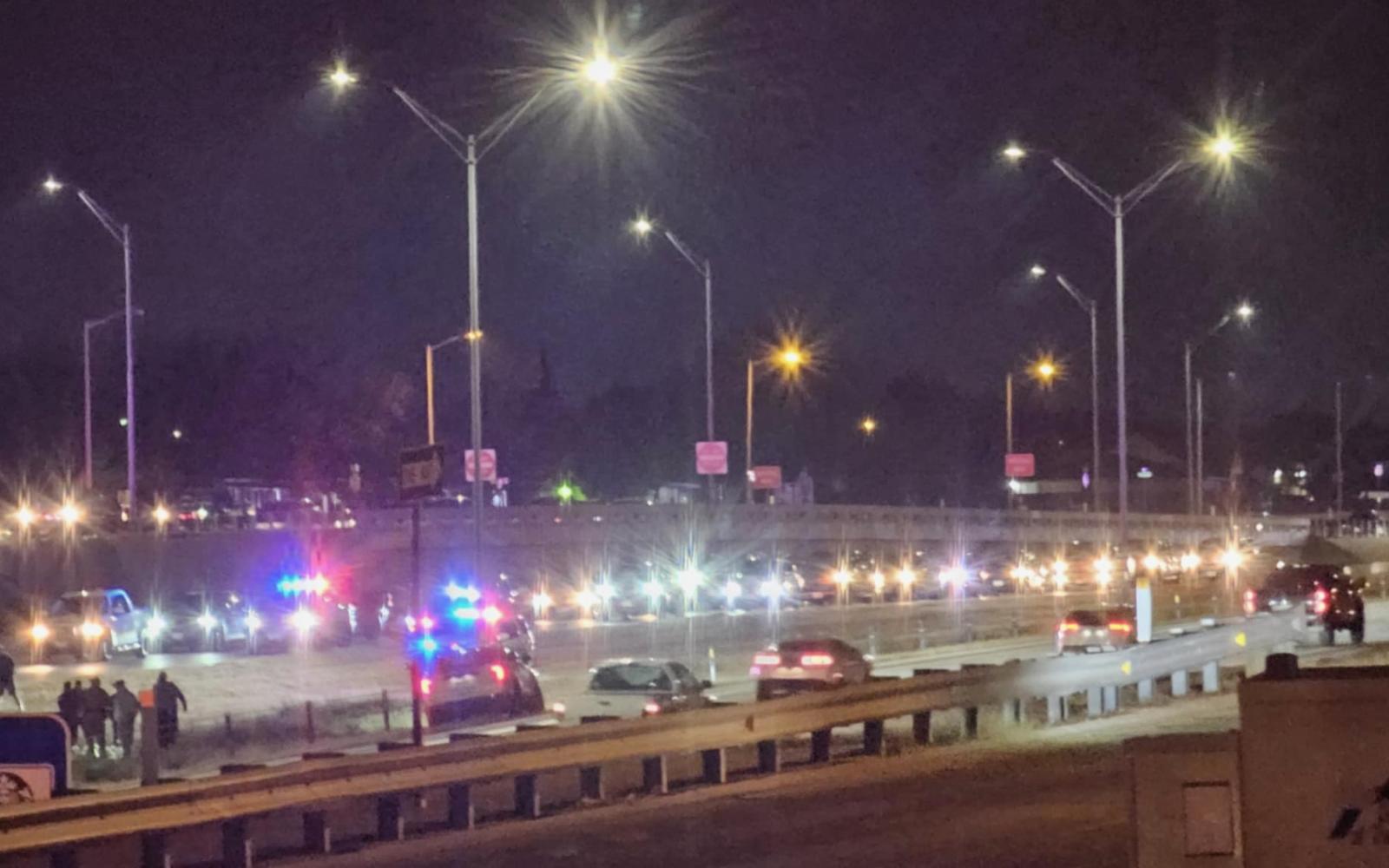 Double Chaos on Houston Harte Expressway: High-Speed Chase Ends in Dramatic Crashes!
